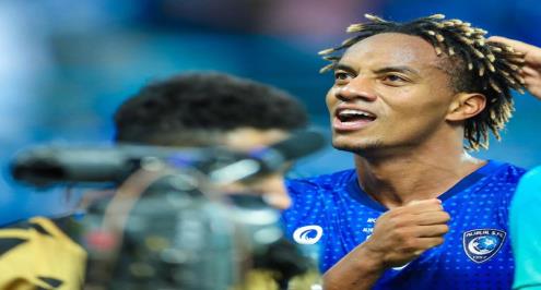 رأسية كاريلو تمنح الهلال التقدم أمام أوراوا بنهائي أبطال آسيا (فيديو)